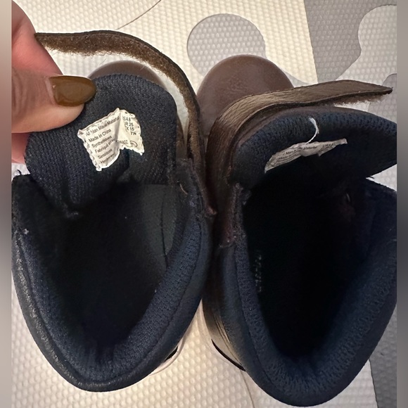 American Eagle toddler boots, Size 8, chocolate brown colour - Picture 7 of 9